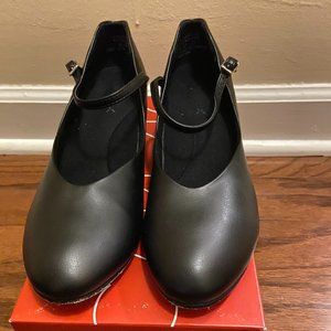 Capezio Womens JR Footlight 550 Black Leather Dance Character Shoe Size 9